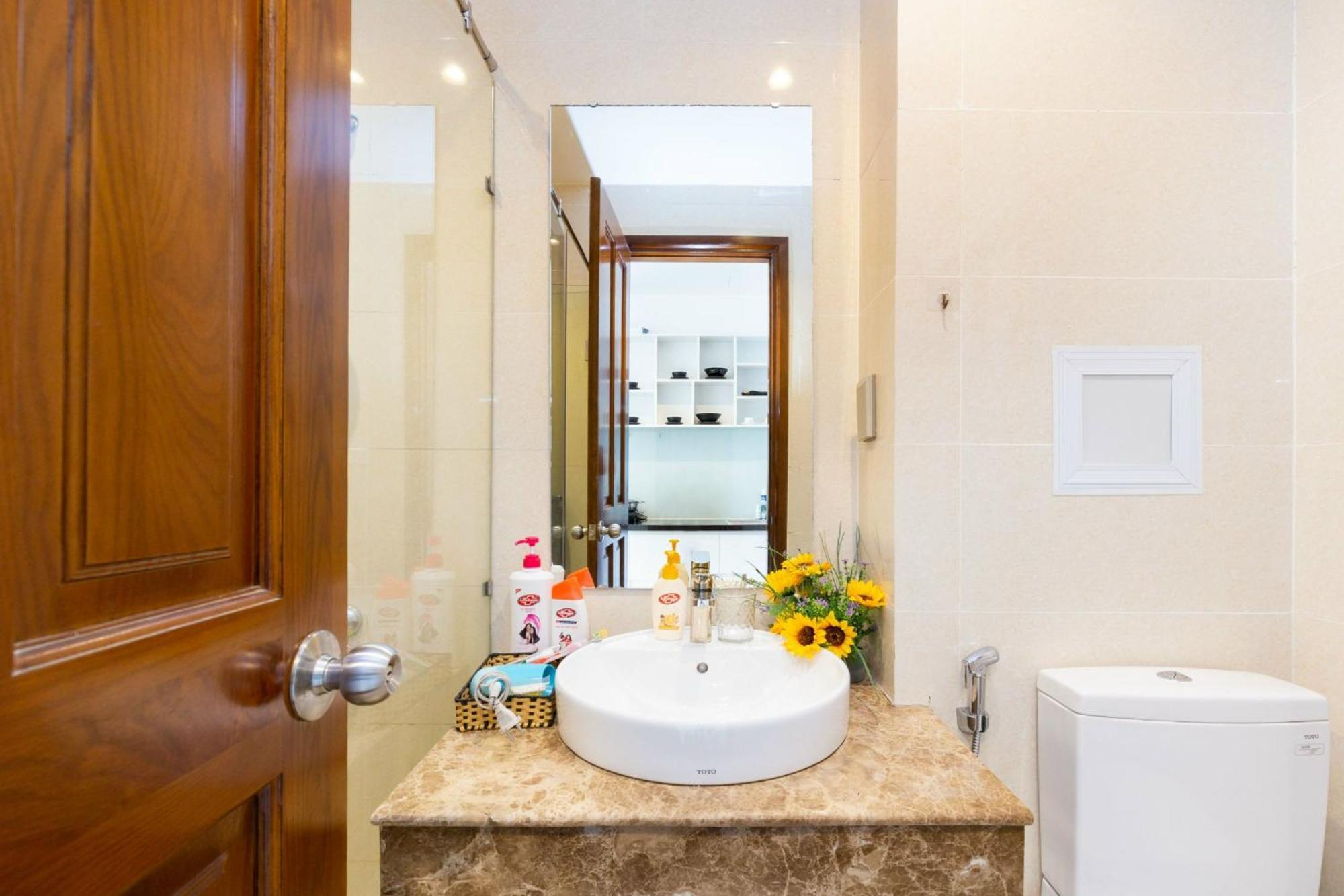 Sky Homes Near Airport 호치민 외부 사진